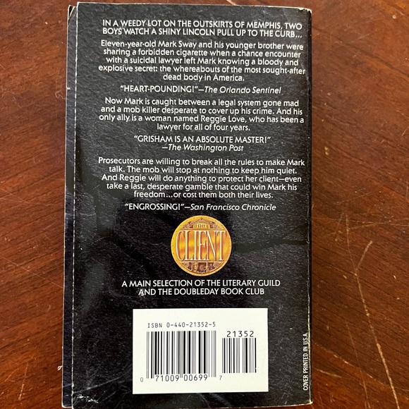 3 for $15: The Client by John Grisham Paperback - Picture 2 of 4